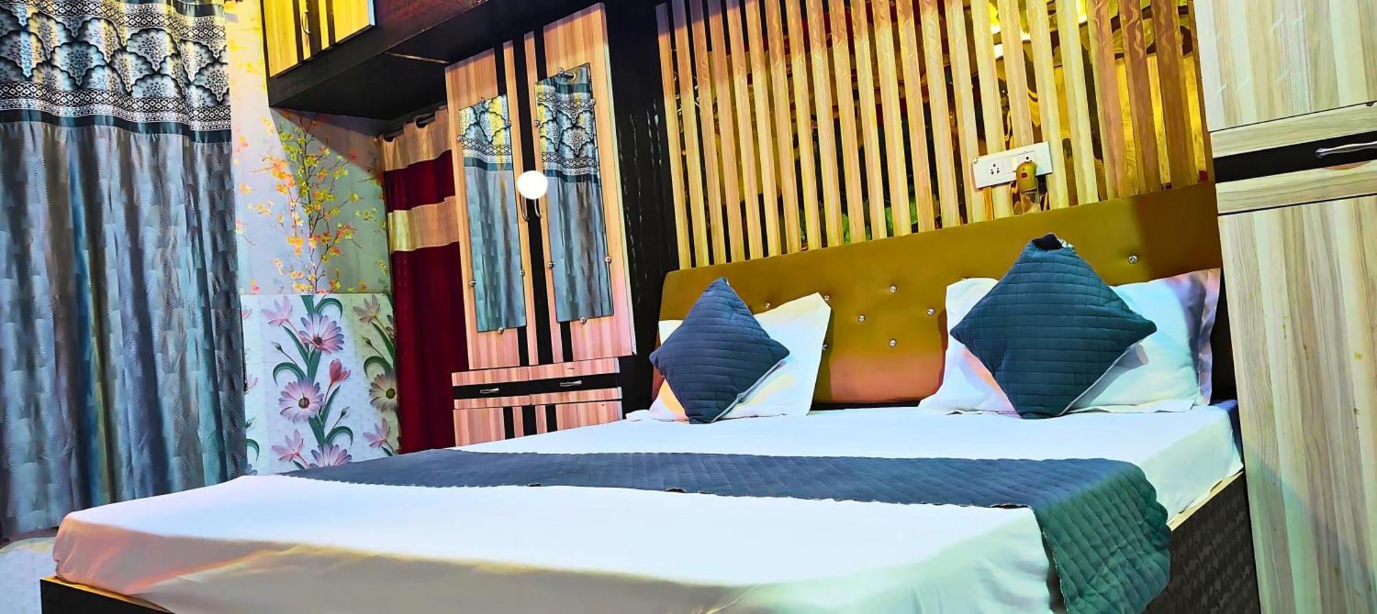 Ramayana Grand Hotel Ayodhya ภายนอก รูปภาพ